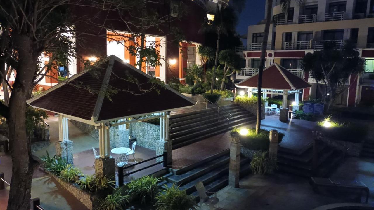 2 Beds Front Apartment Jomtien Beach