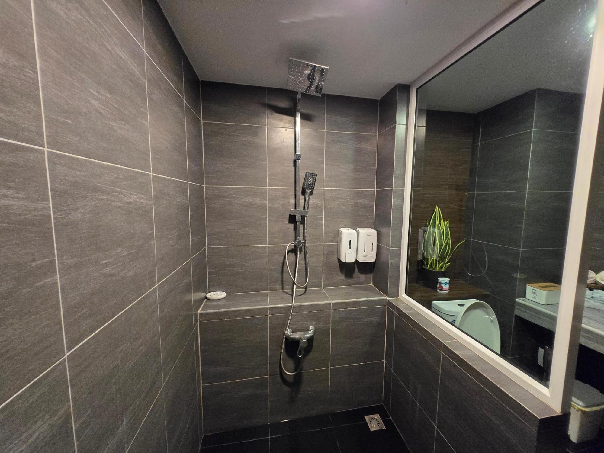 2 Beds Front Jomtien Beach
