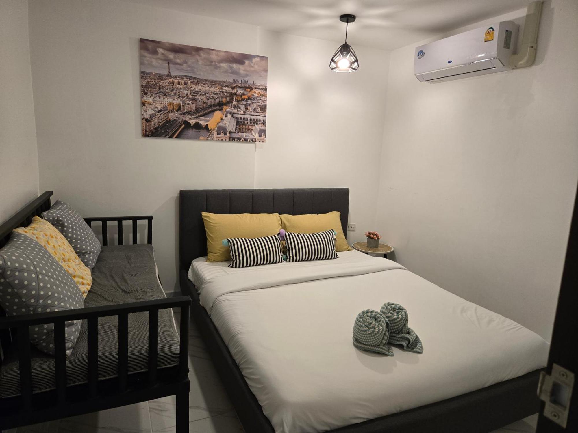 Apartment 2 Beds Front *